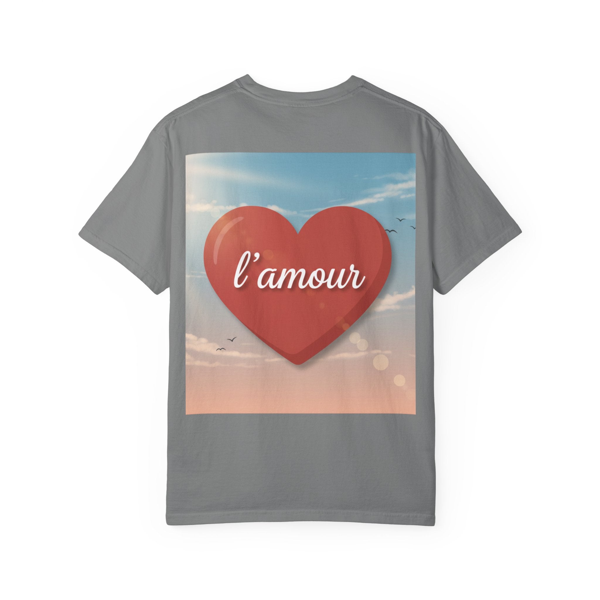 Je Suis L'amour T-Shirt — French Heart Graphic Tee