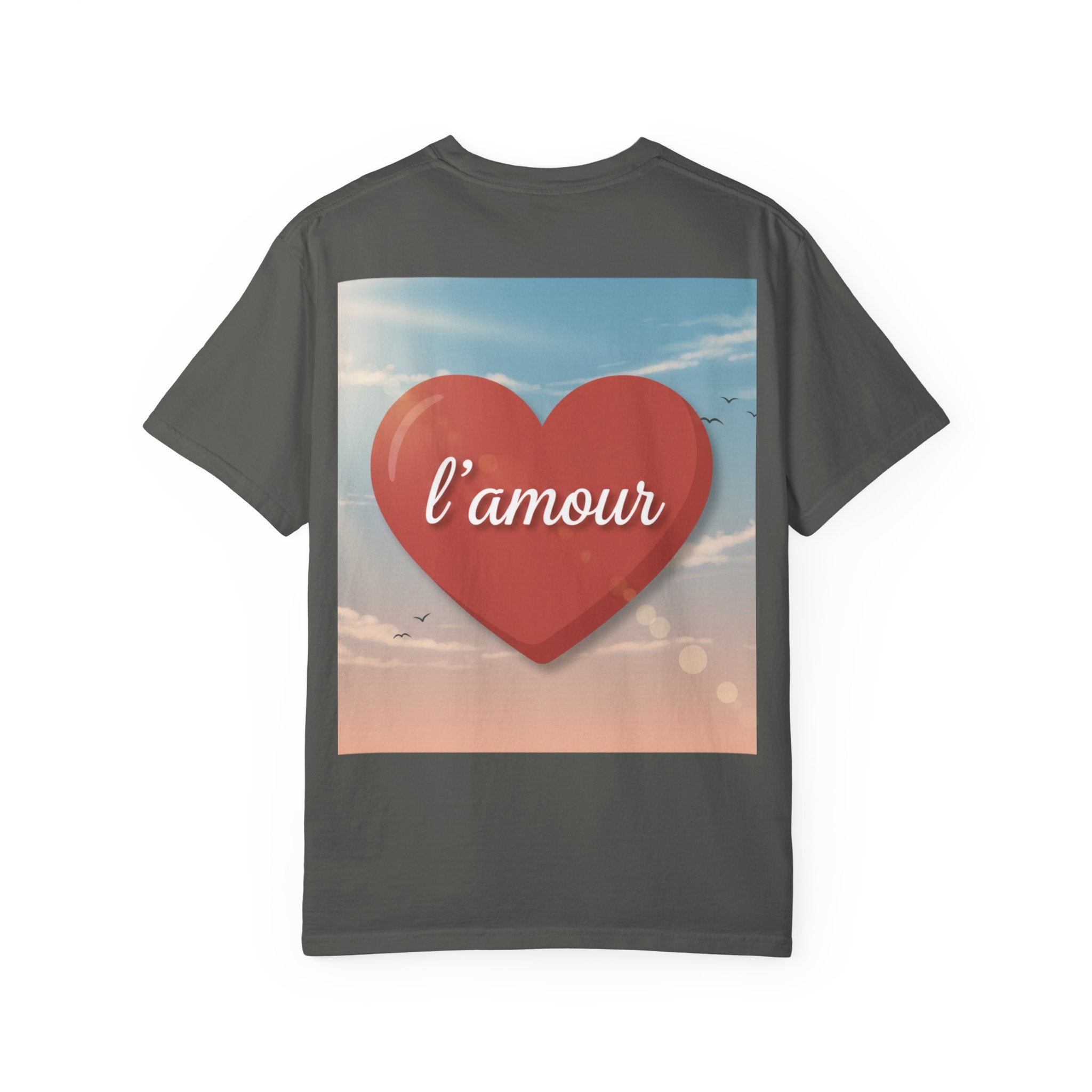 Je Suis L'amour T-Shirt — French Heart Graphic Tee