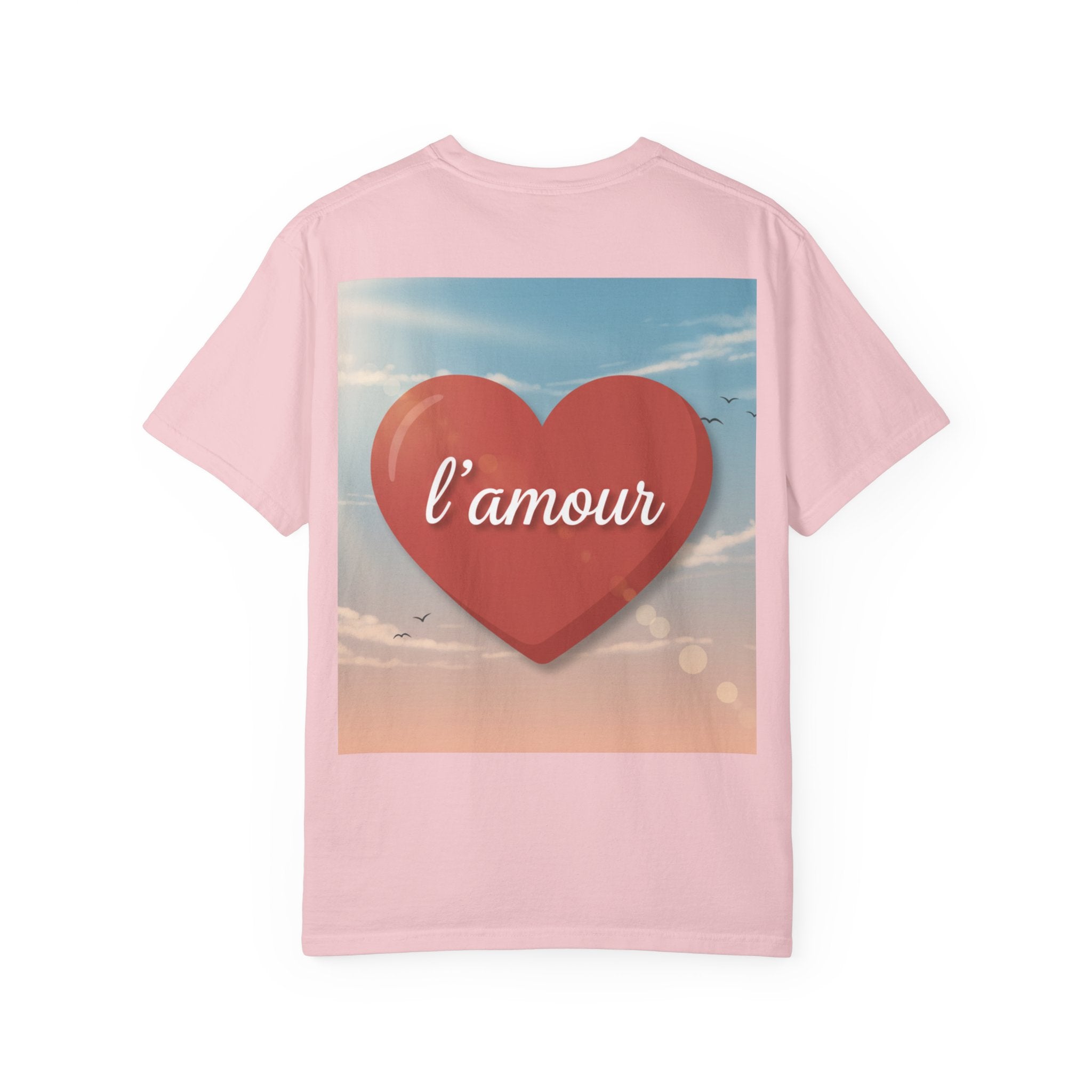 Je Suis L'amour T-Shirt — French Heart Graphic Tee