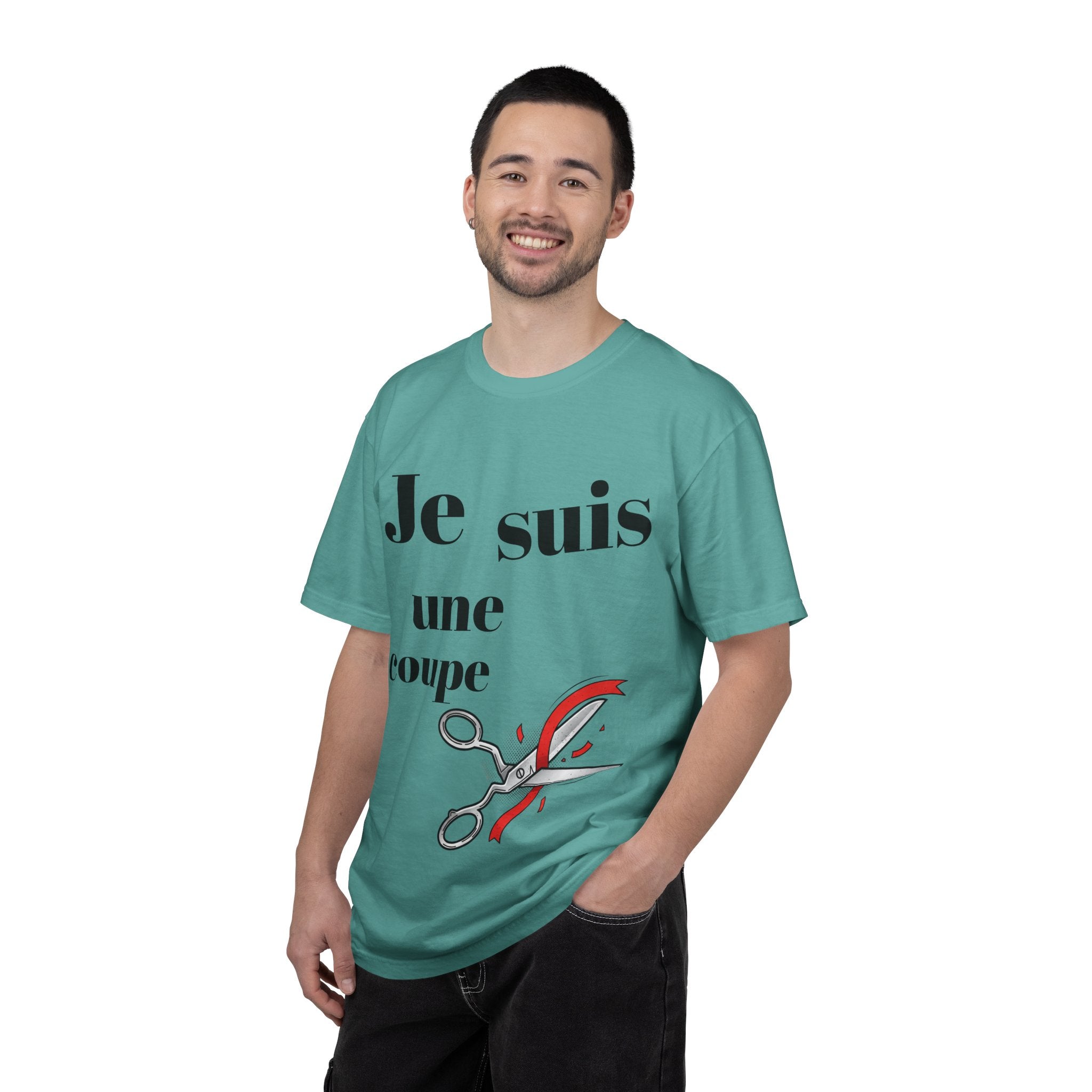 T-Shirt — Je suis une coupe (French Scissors Graphic)